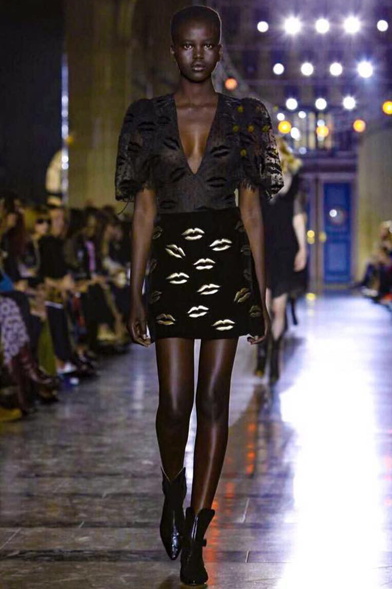 Показ Givenchy